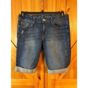 Vintage CALVIN Klein Dark Wash Distressed Bermuda Jean Shorts Size 8/29 (5225)